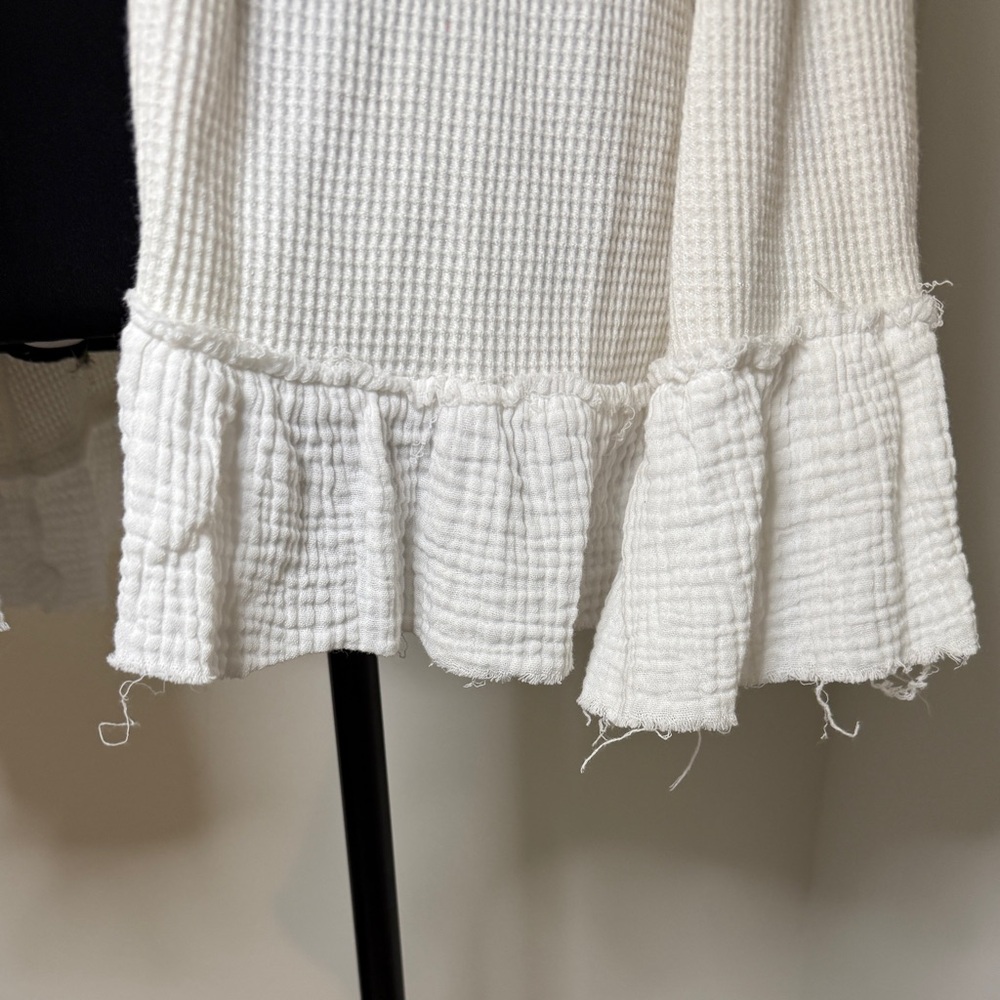 Pink Lily Cream‎ Ruffle Cardigan - Picture 5 of 7